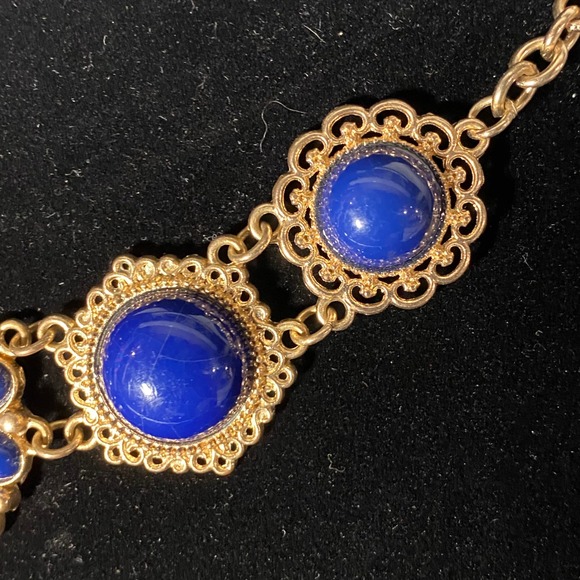 VTG Gold Tone Blue Cabochon Flower Statement Bib Necklace Chunky Flower - Picture 9 of 10